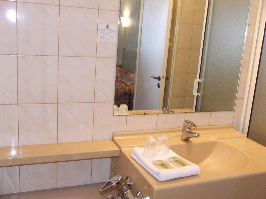 Hotel Spa Le Relais Du Bellay Montreuil-Bellay Quarto foto