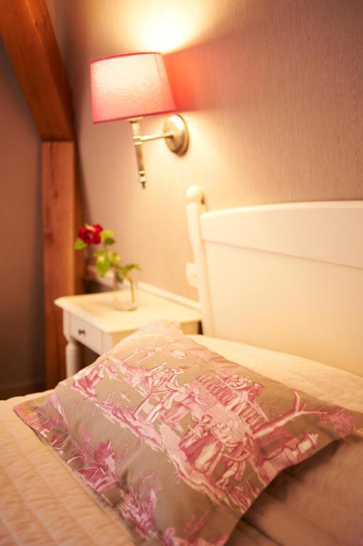 Hotel Spa Le Relais Du Bellay Montreuil-Bellay Quarto foto